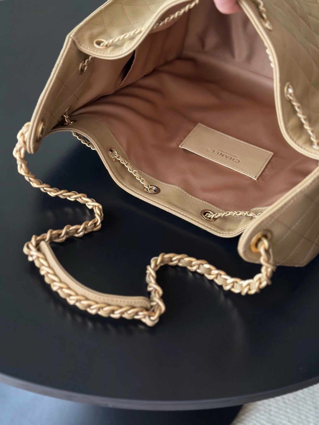CHANEL 25C Quilted Calfskin Hobo Shoulder Bag - Image 7