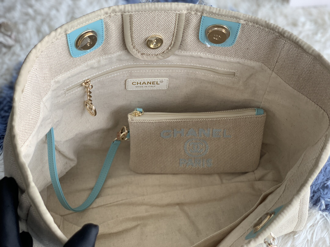Chanel Classic Travel Shopping Tote AS67001 - Image 7