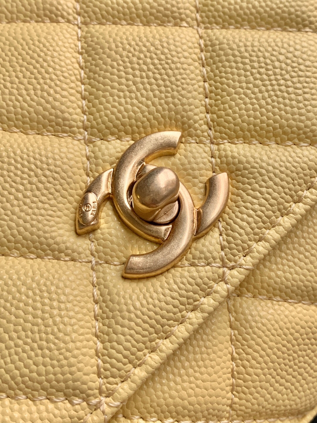 Chanel Mini Coco Handle Flap Handbag AS2215 - Image 7