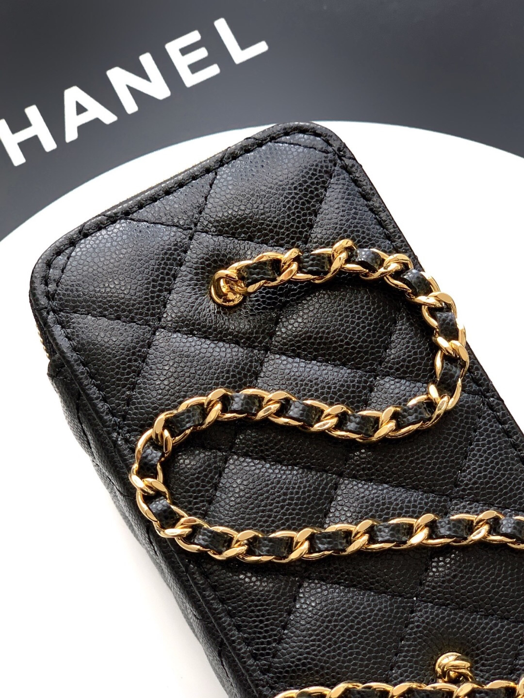 Chanel 26C Chain Crossbody Box Bag AP5039 - Image 7