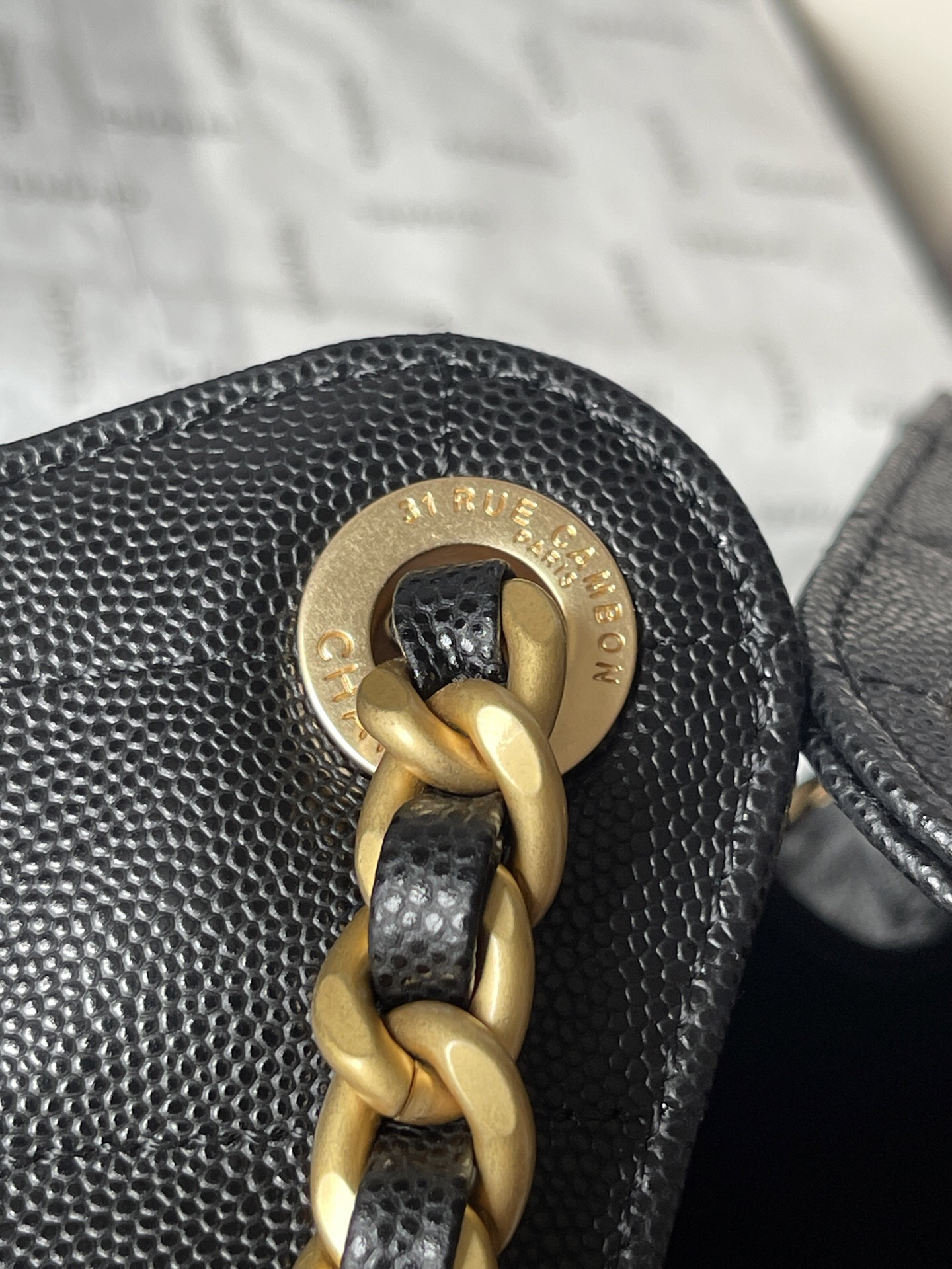 Chanel 25C AS5293 Textured Leather Hobo Shoulder Bag - Image 7