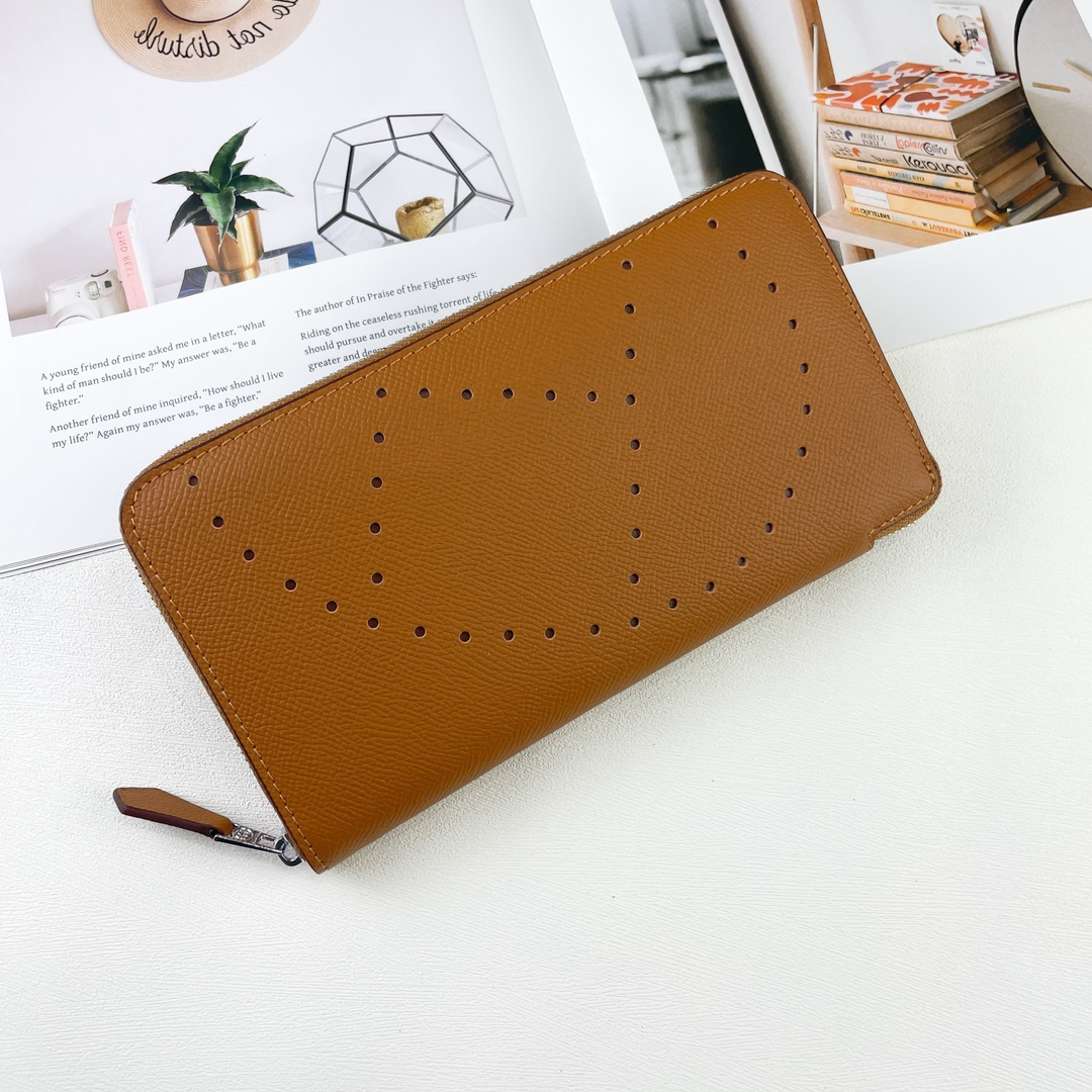 Hermès Silk'in Classic Zip Wallet - Image 7