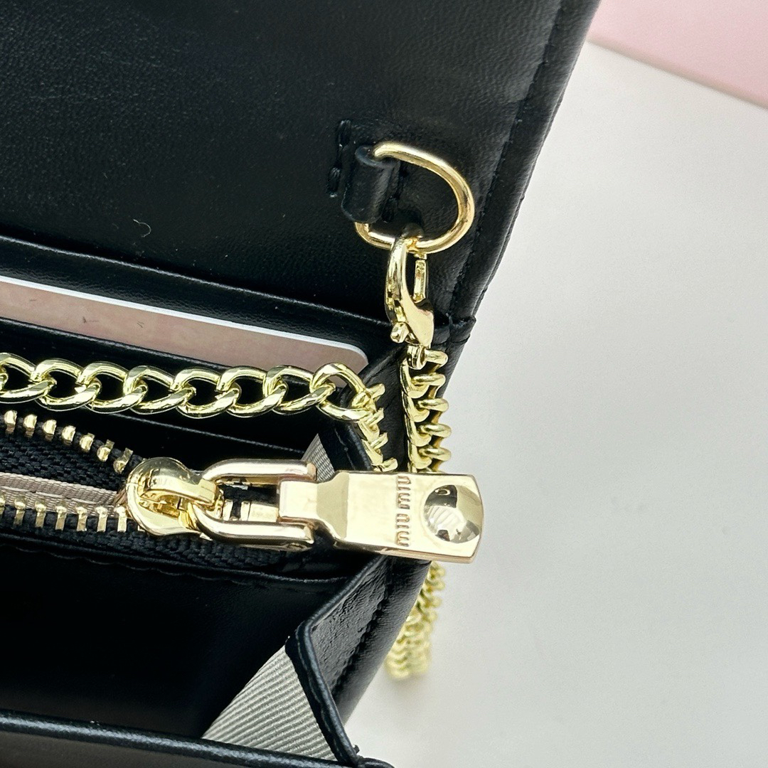 Miu Miu Lambskin Wallet 3512 - Image 7