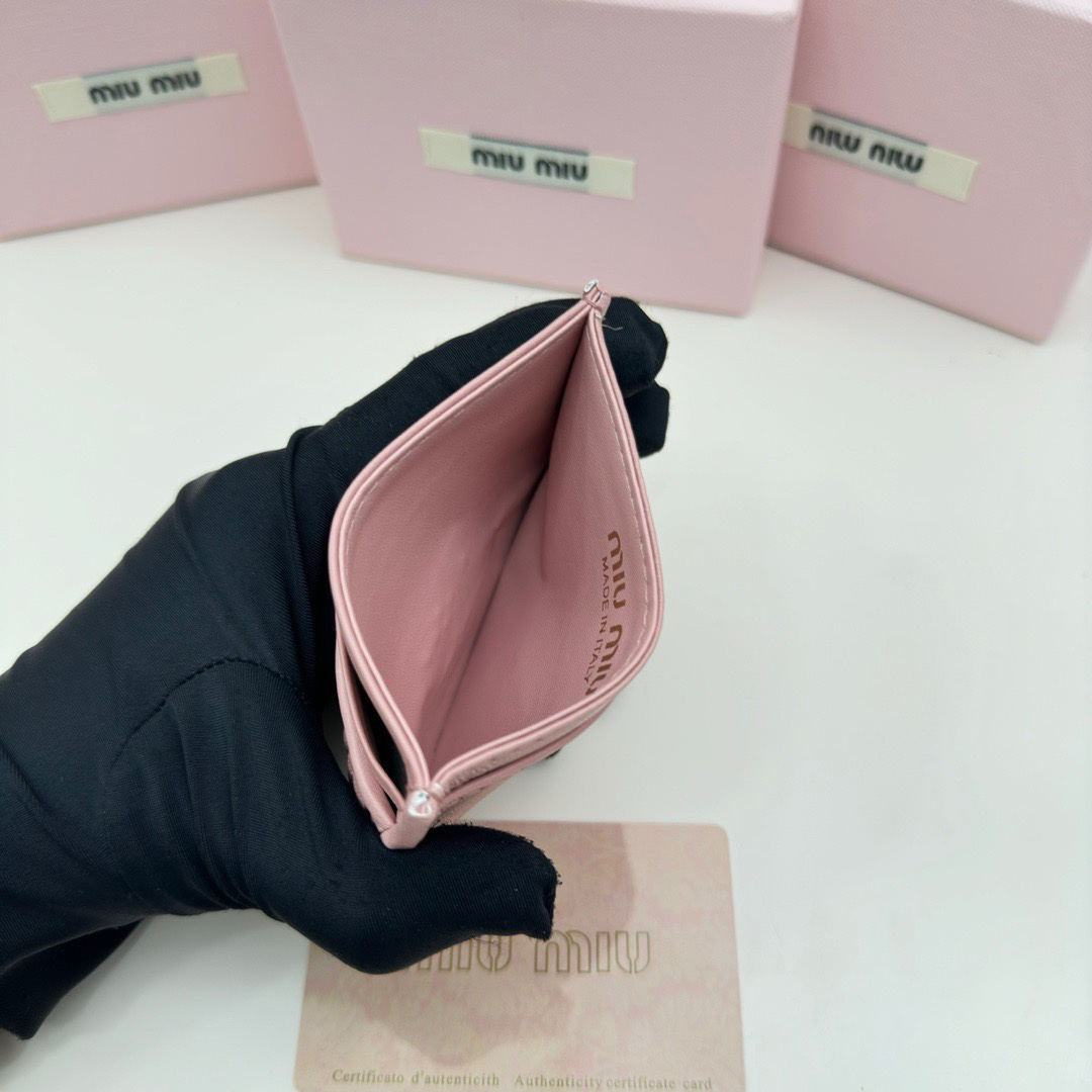 Miu Miu 3514 Leather Bag - Image 7