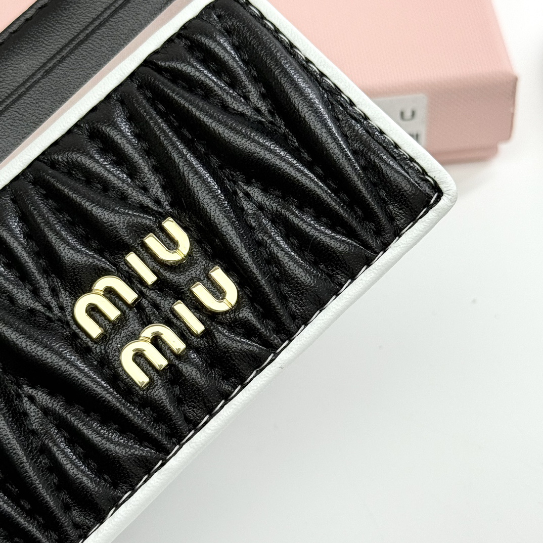 Miu Miu Lambskin Embossed Wallet - Image 7