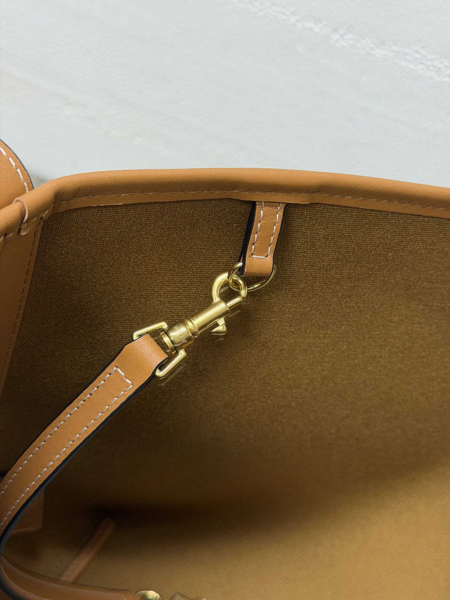 Celine Soft Shoulder Logo Print Handbag - Image 7