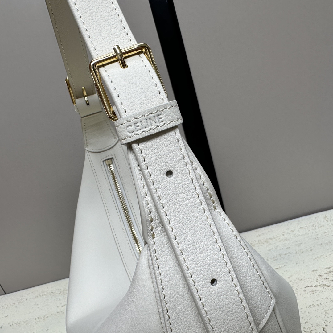 Chloé Heloise Logo-Print Calfskin Handbag - Image 7