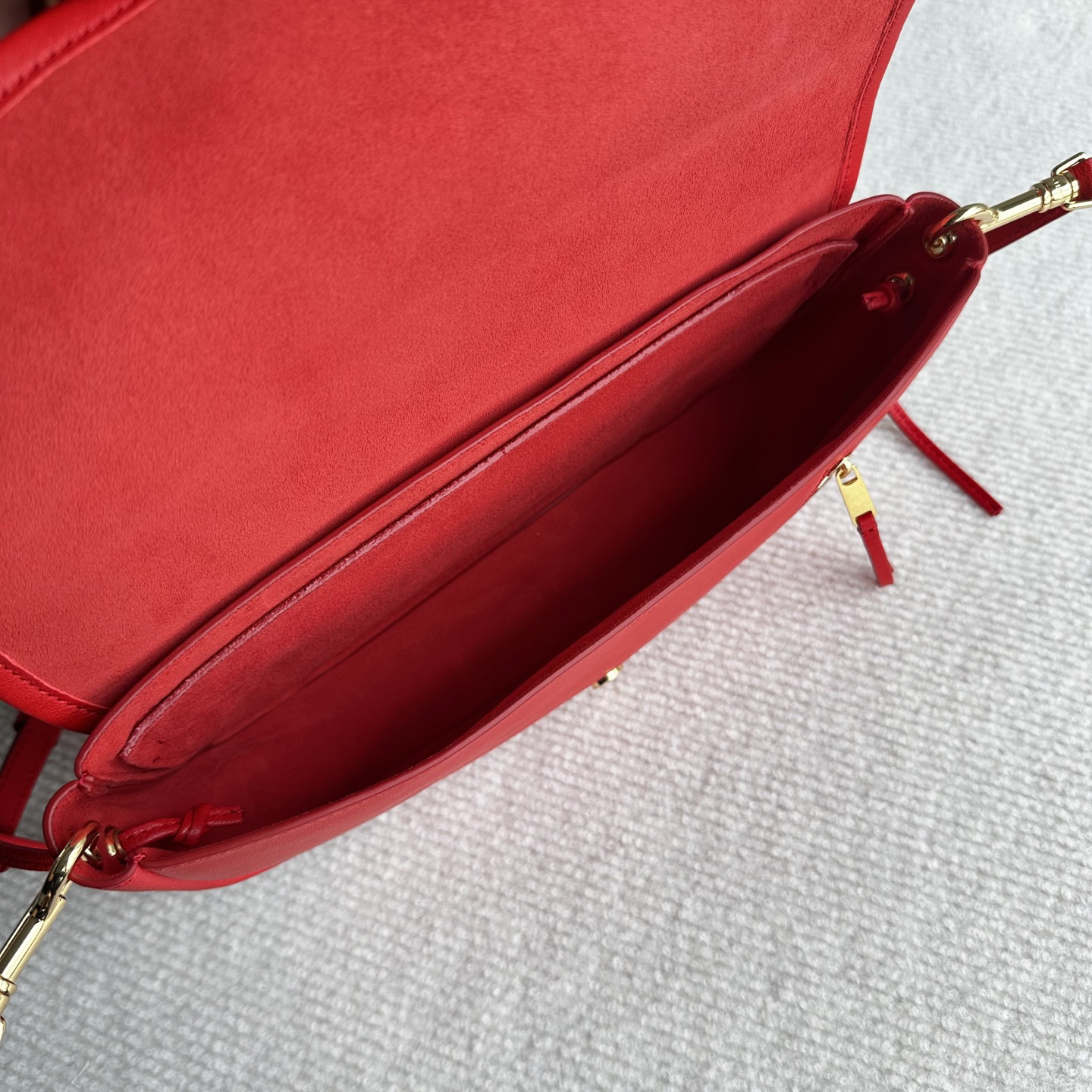 CE HALFMOON Small Crossbody Bag - Image 7