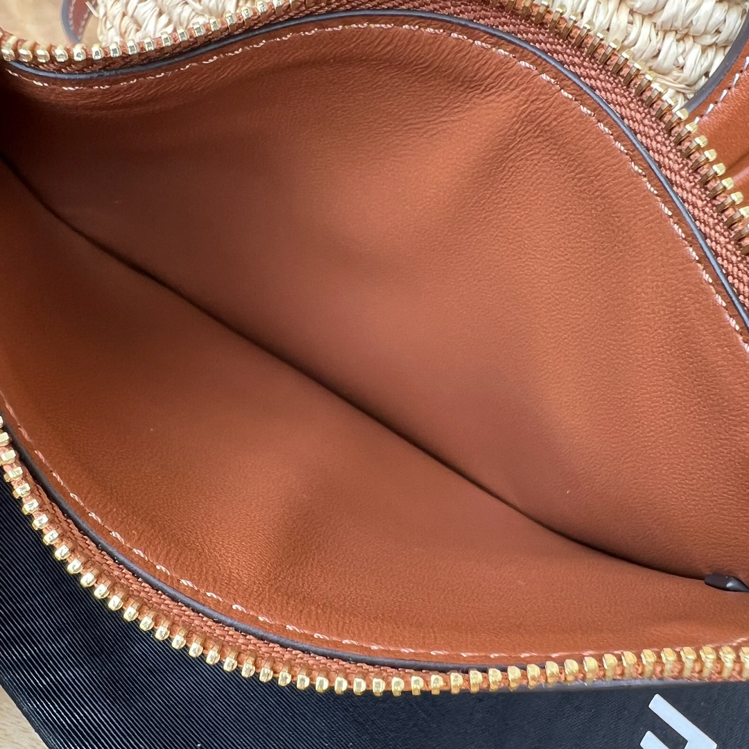 TEEN Plant-Based Material and Cowhide Leather Soft Classic Woven Tote Bag - Image 7