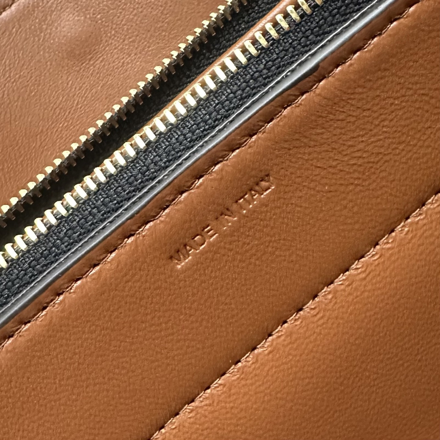 CELINE Trio Leather Crossbody Bag - Image 7