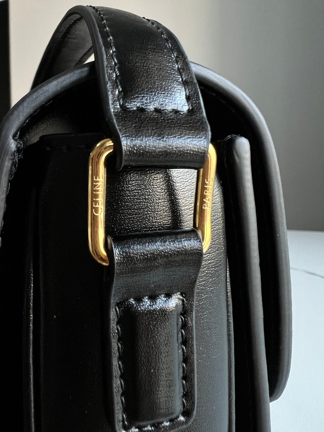 TRIOME Teen Revolving Door Crossbody Bag - Image 7