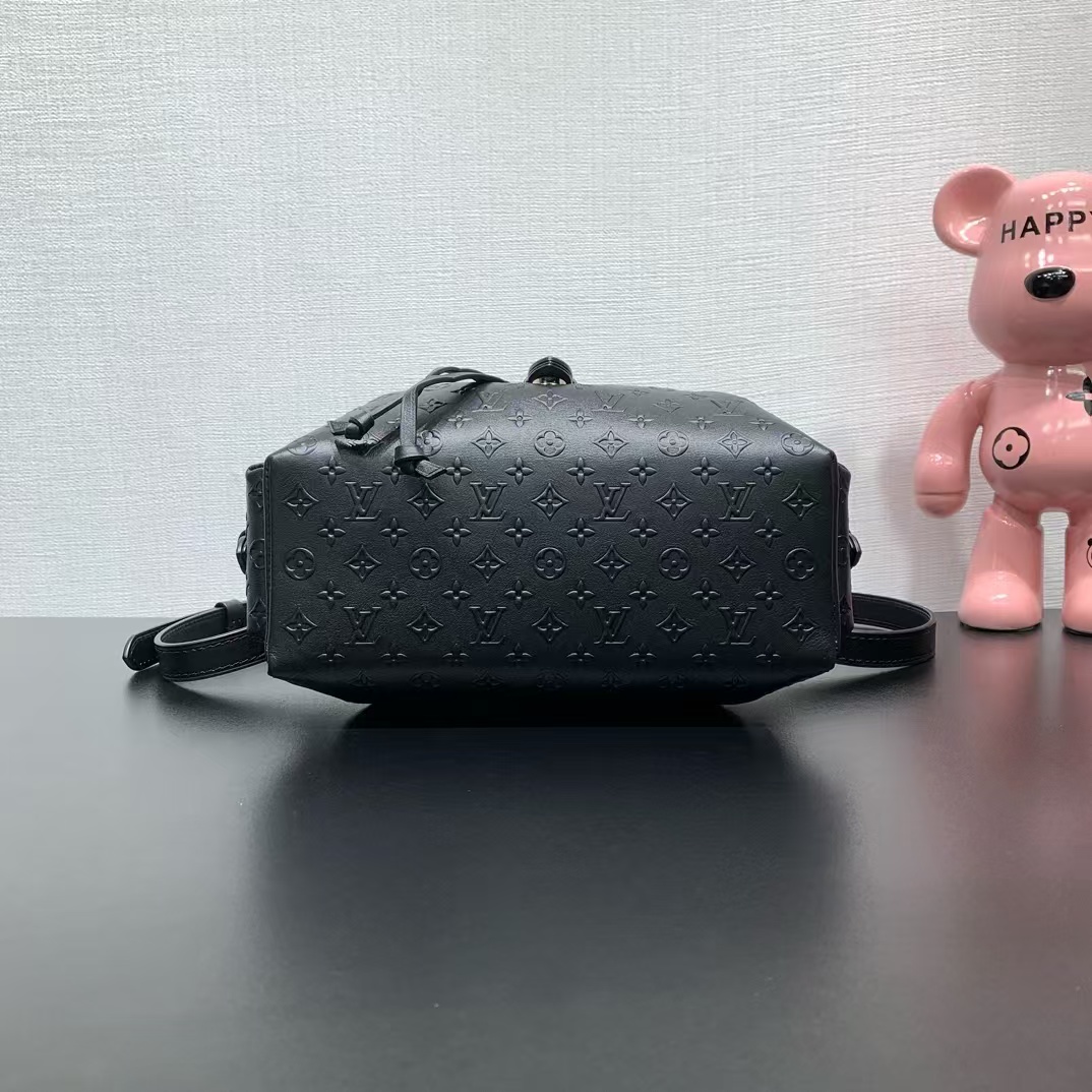 Louis Vuitton Odyssée Handbag in Monogram Bold Canvas - Image 8