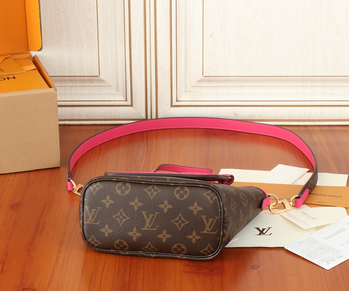 Louis Vuitton Neverfull Bandouliere Inside Out BB Handbag - Image 8