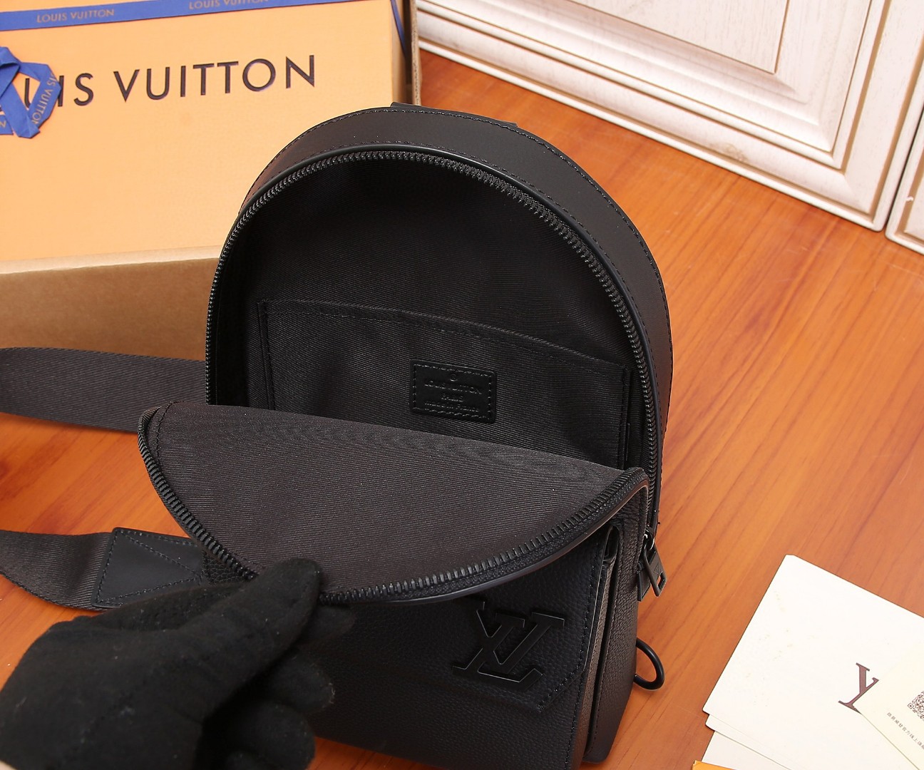 Louis Vuitton Pilot Shoulder Bag M23736 - Image 8