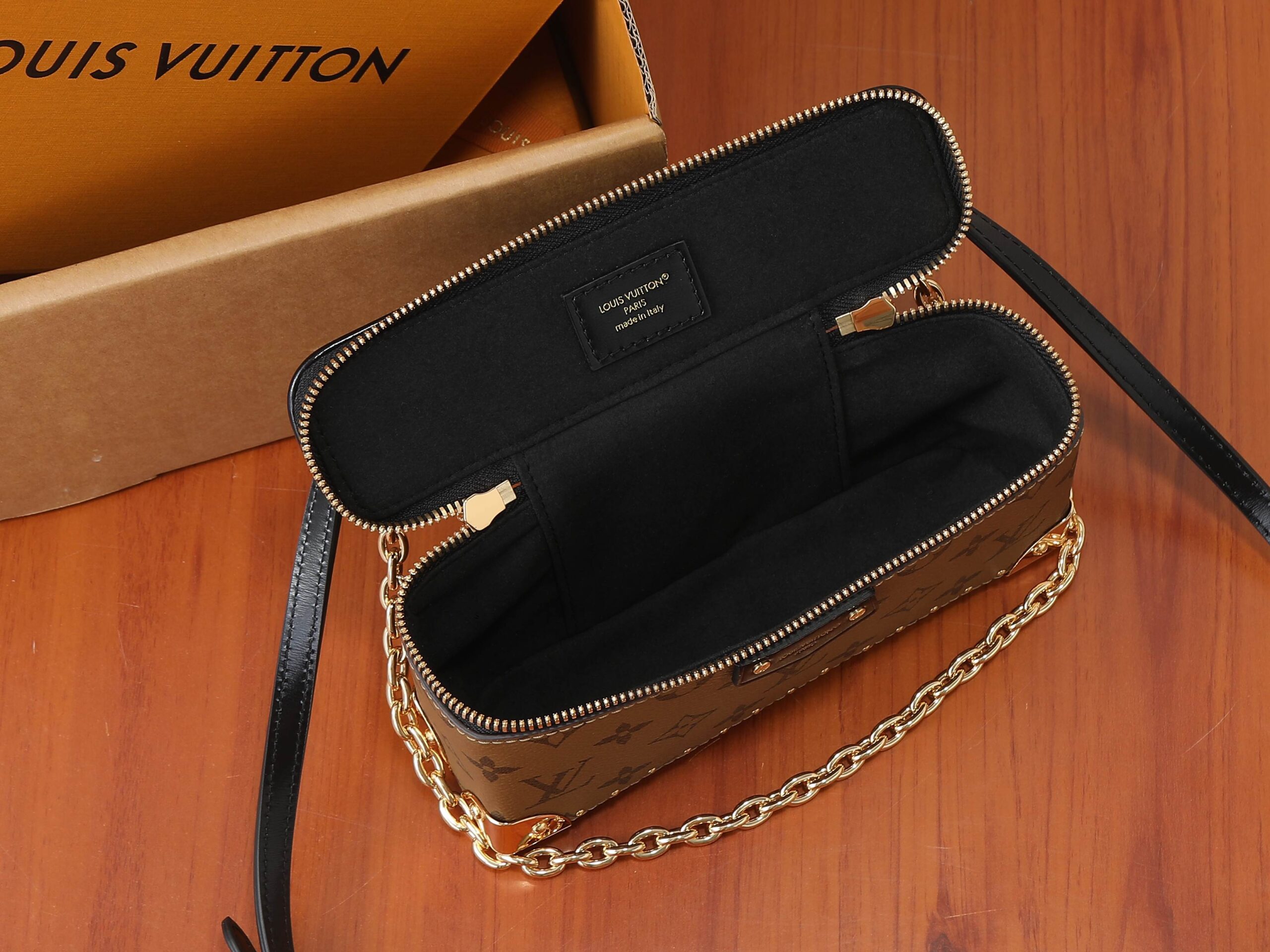 Louis Vuitton Vanity Pouch in Monogram Reverse Canvas - Image 8