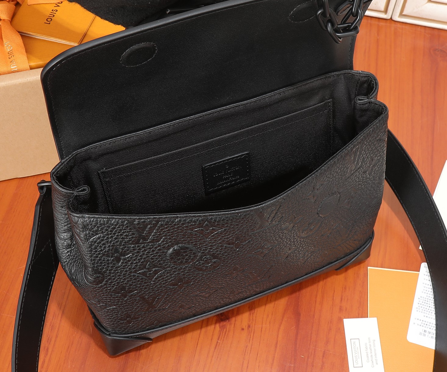 Louis Vuitton Steamer PM Taurillon Monogram Leather Bag - Image 8