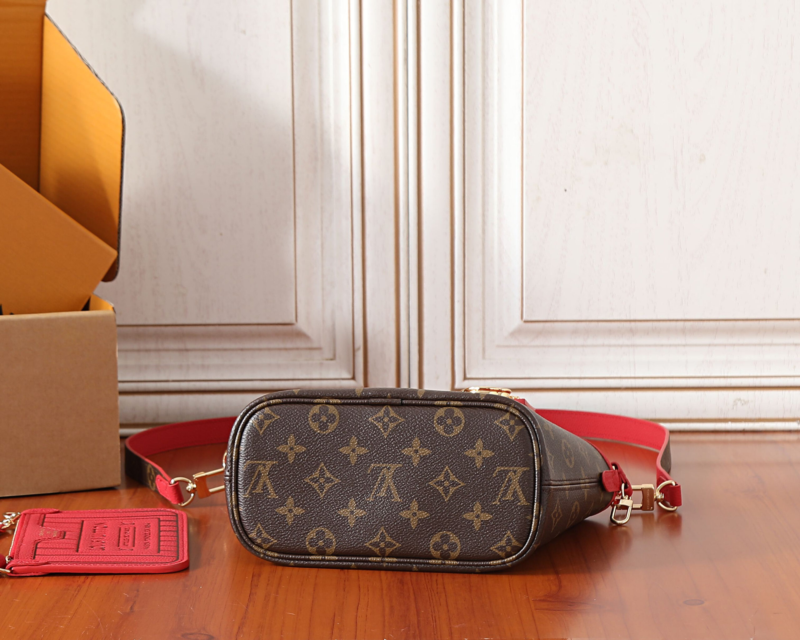 Louis Vuitton Neverfull Inside Out BB Handbag - Image 8