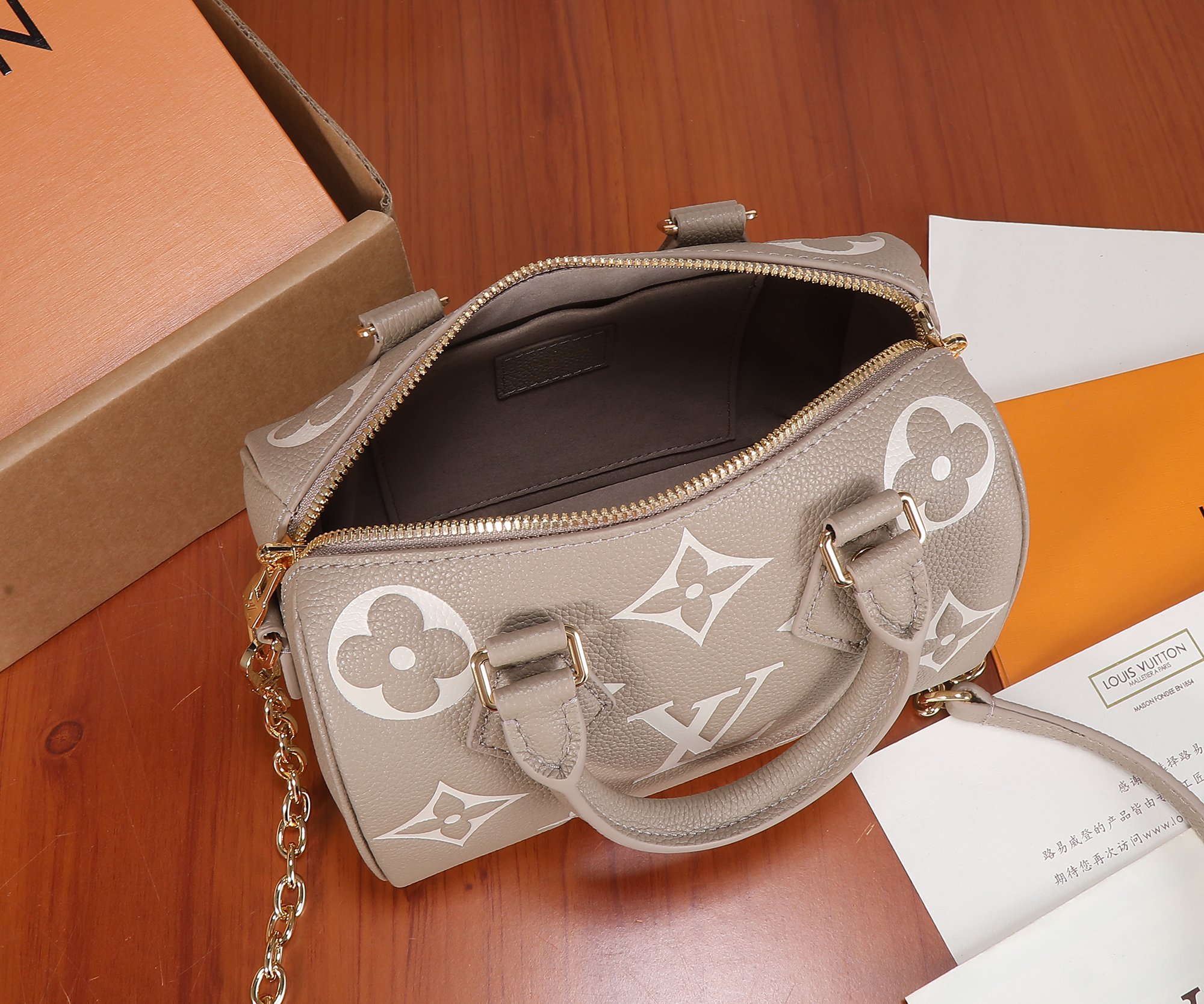 Louis Vuitton Speedy Bandoulière 20 Monogram Empreinte Leather Bag - Image 8