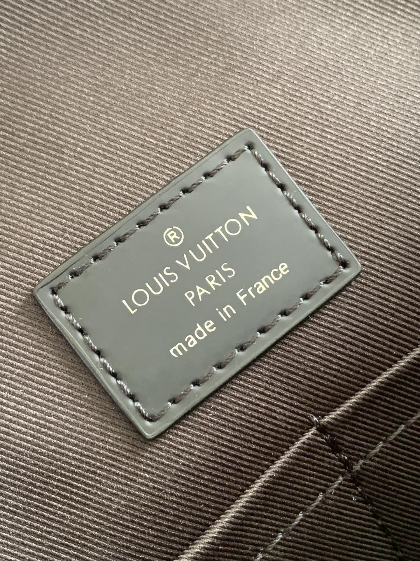 Louis Vuitton Lightning Series Men's Briefcase - Image 8