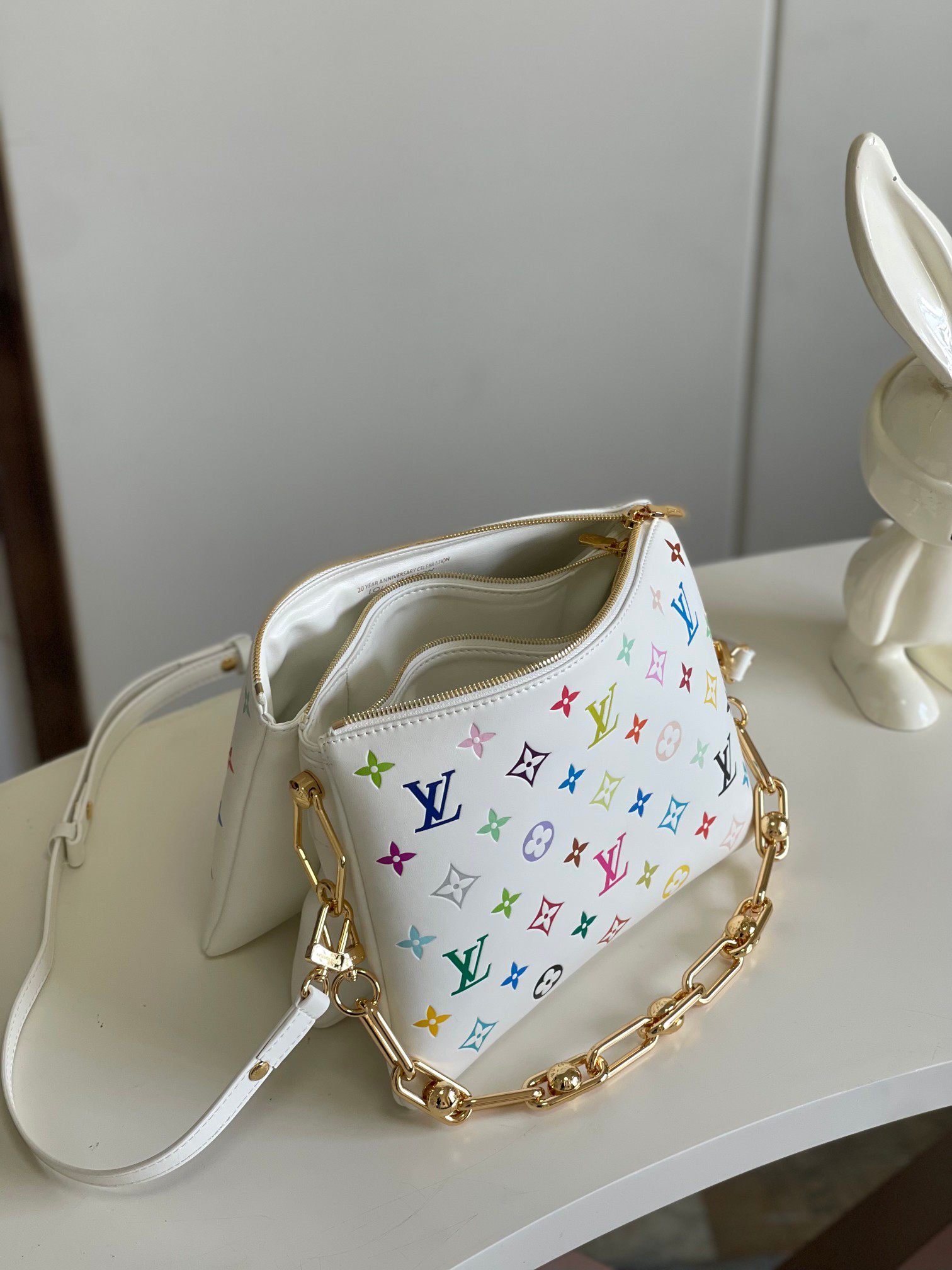 Louis Vuitton Coussin Small Shoulder Bag M13233 - Image 8
