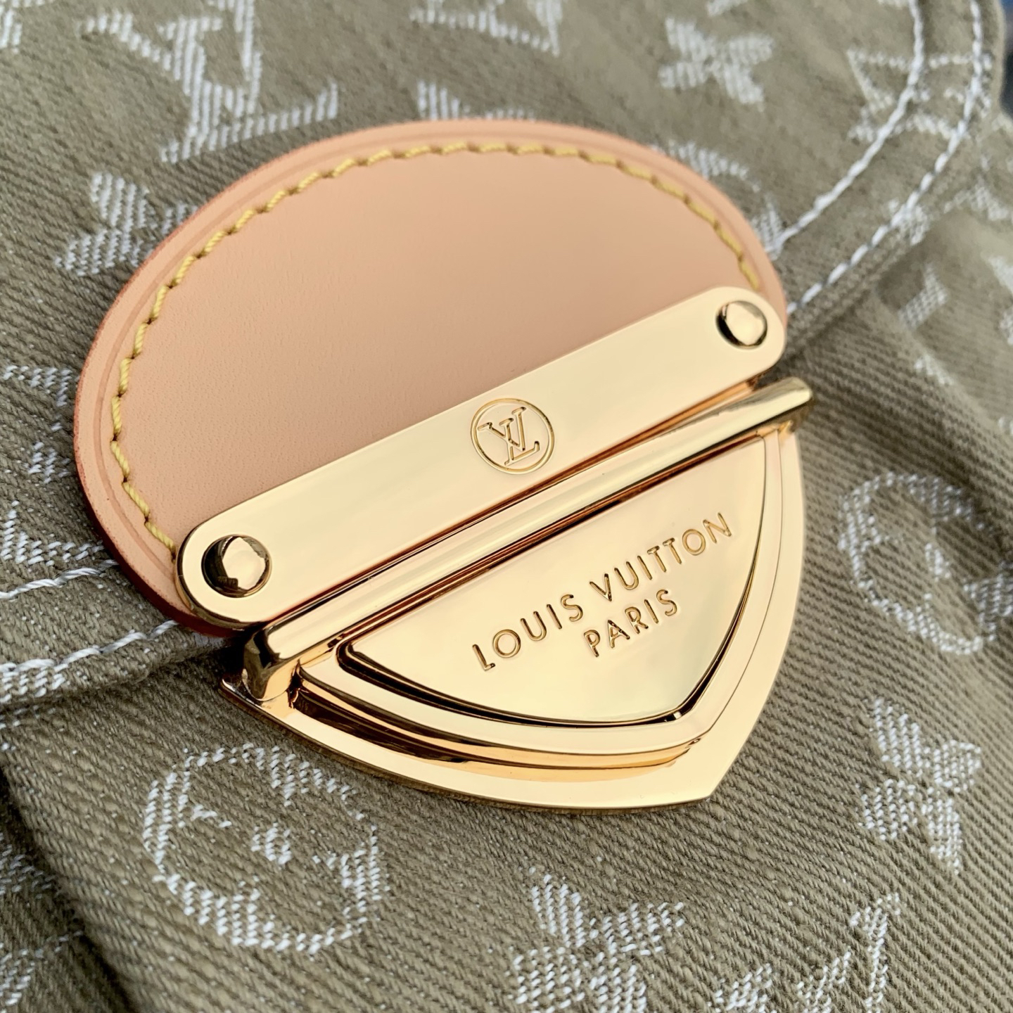 Louis Vuitton Sunset Bag in Khaki Denim - Image 8