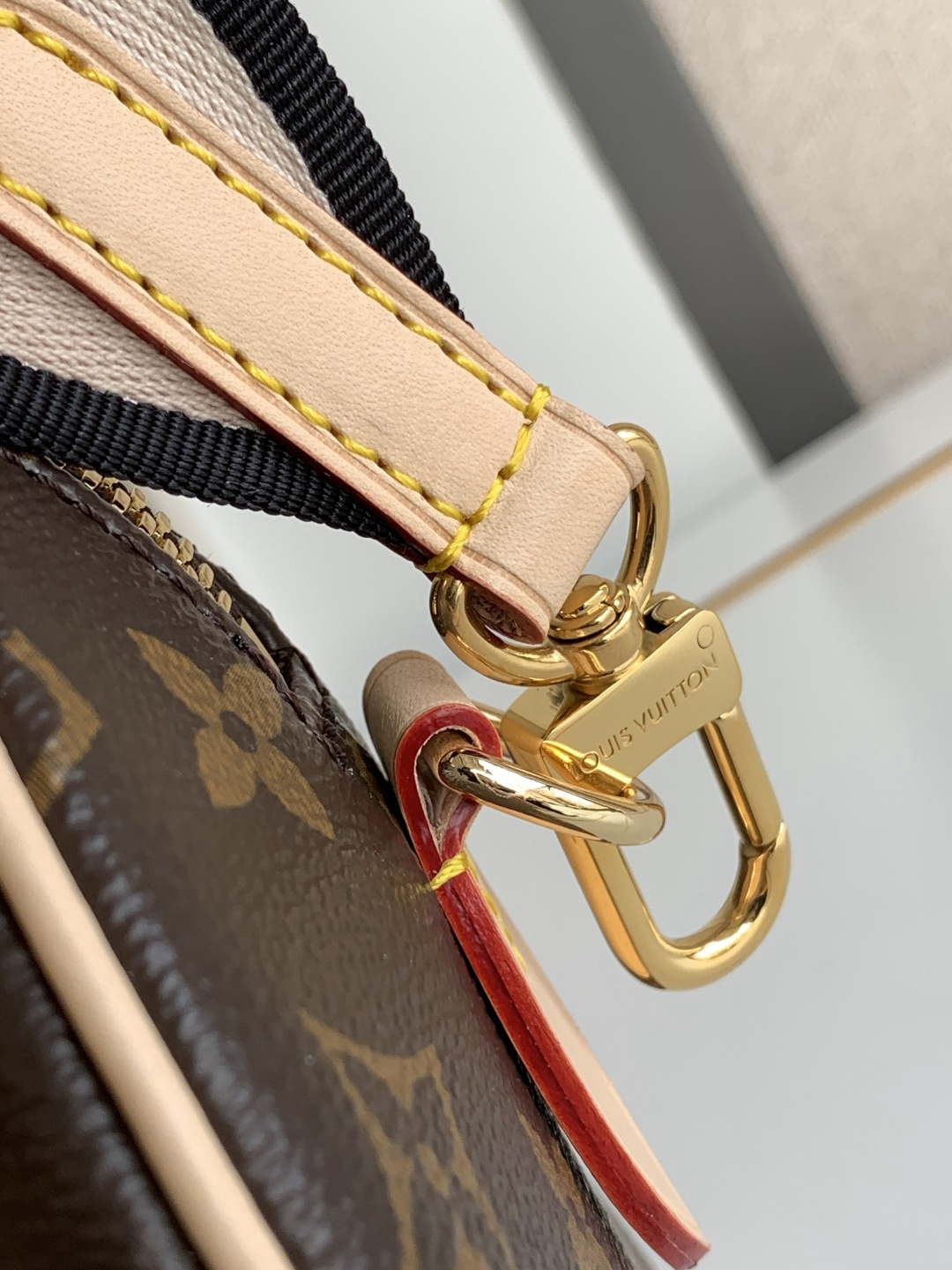 Louis Vuitton Speedy Bandouliere 30 Monogram Canvas Bag - Image 8