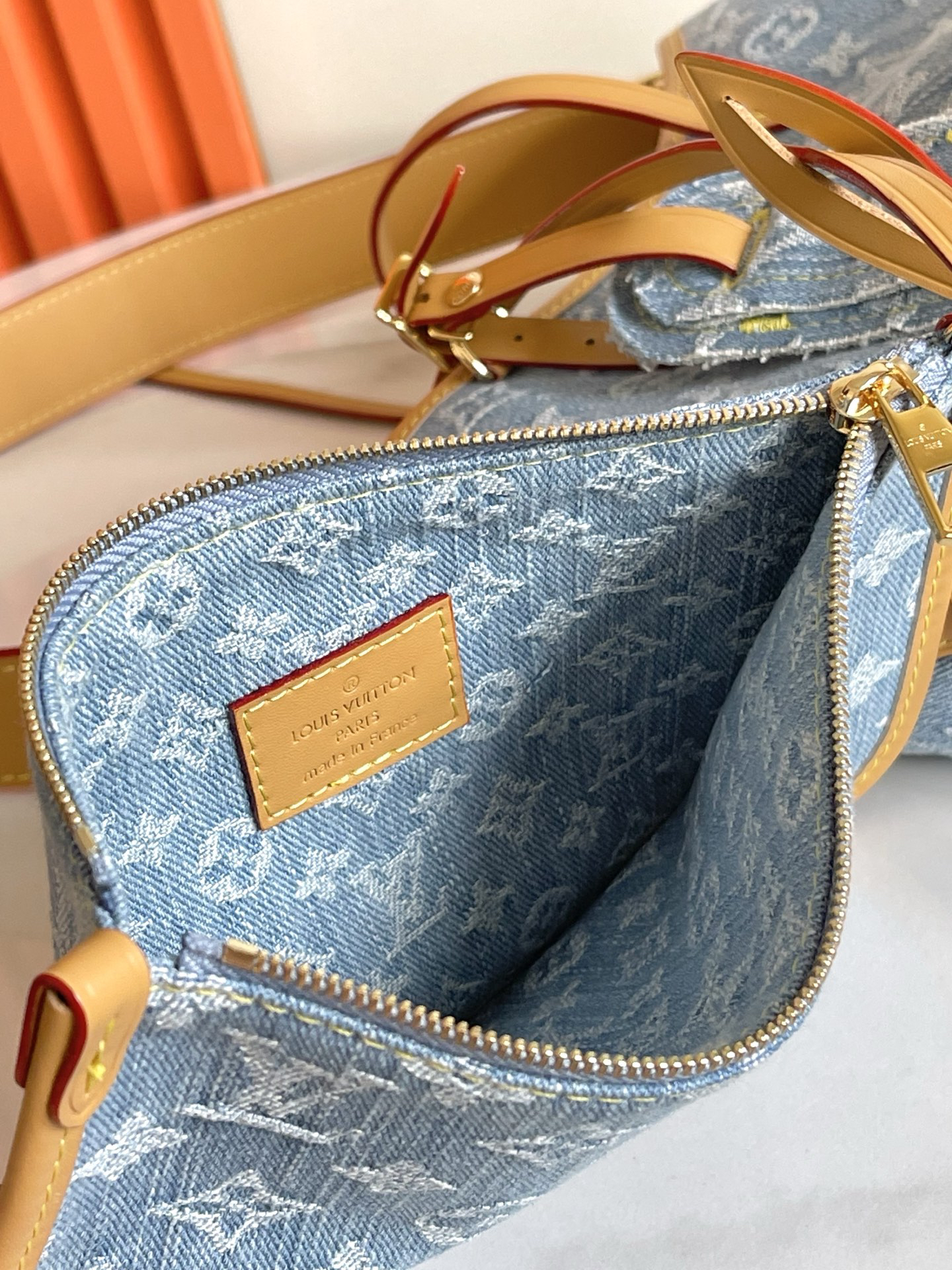 Louis Vuitton Carryall Small Bag in Monogram Denim - Image 8