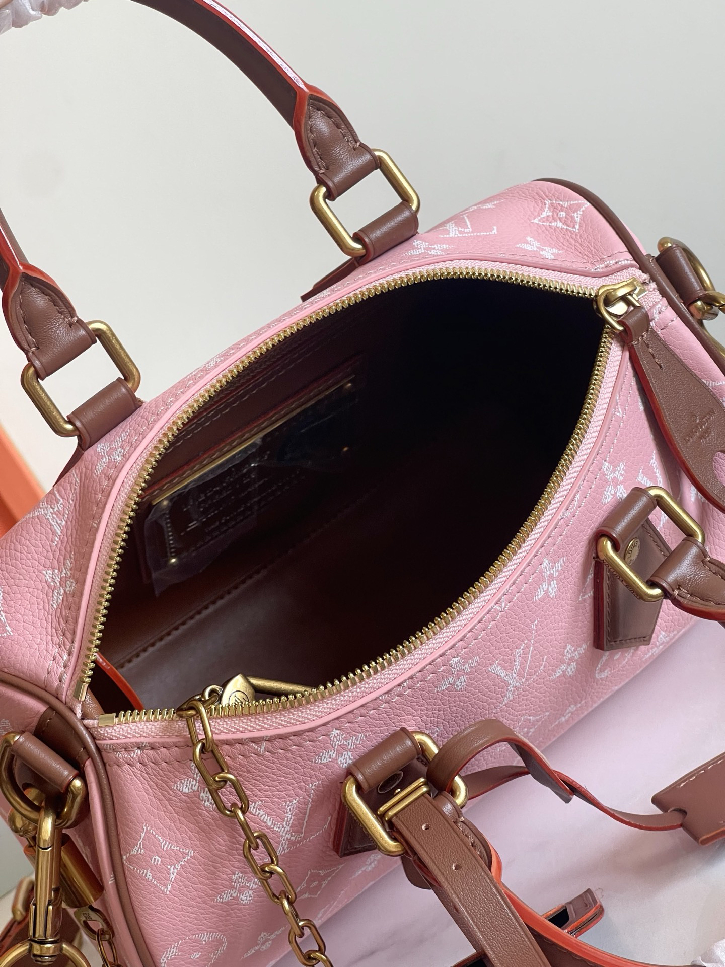Louis Vuitton Speedy Bandoulière 25 Monogram Leather Shoulder Bag - Image 8
