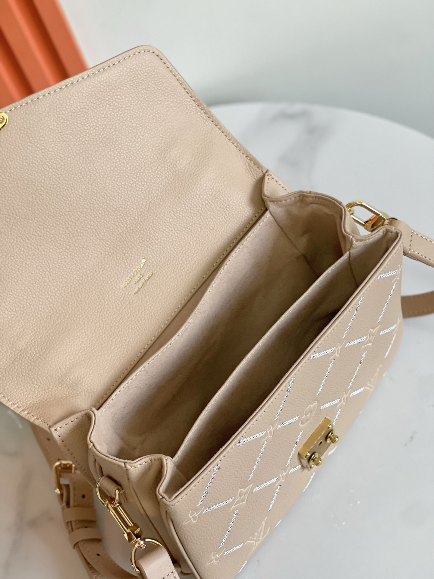 Louis Vuitton Pochette Métis Monogram Empreinte Leather Crossbody Bag - Image 8