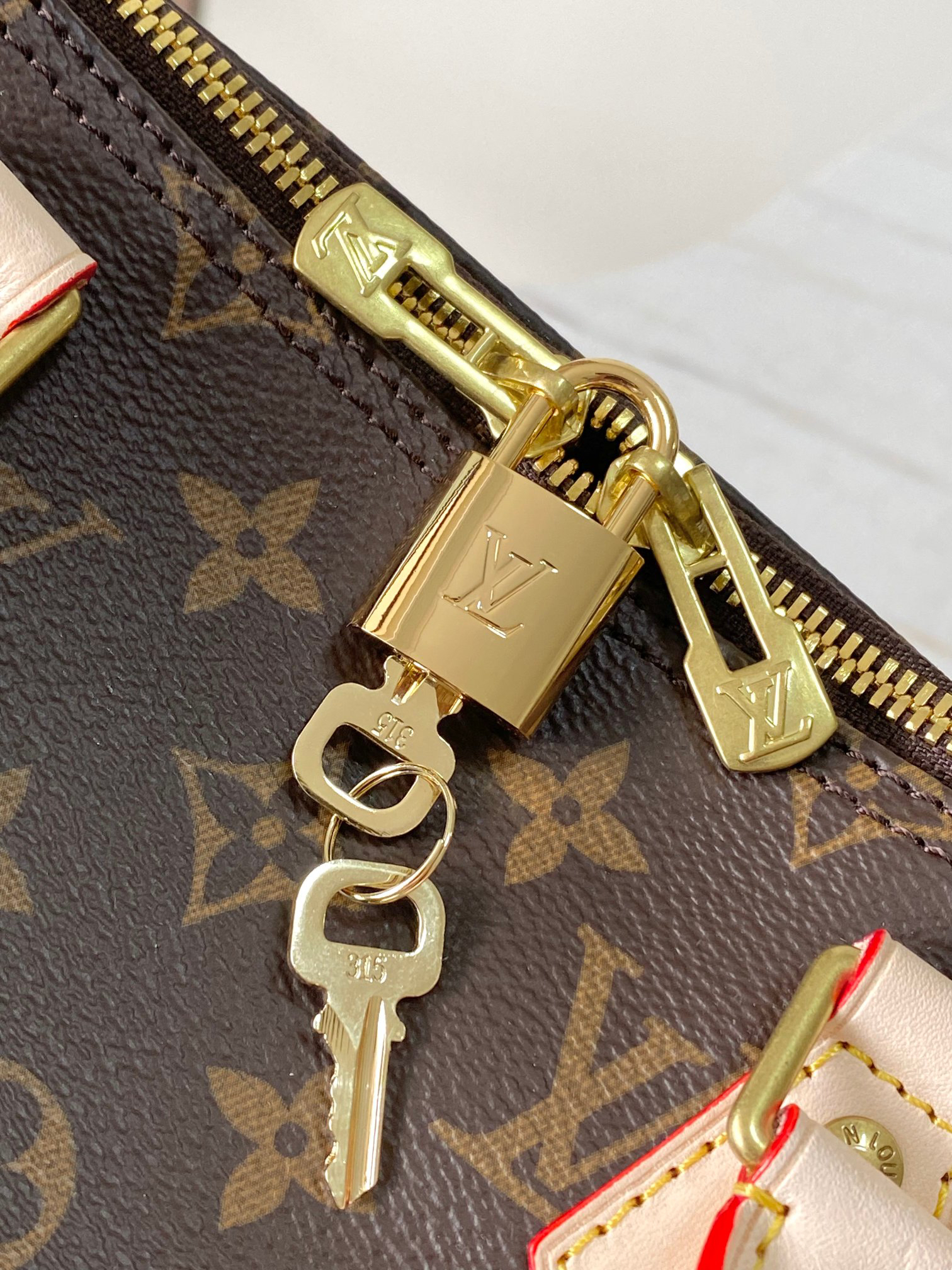 Louis Vuitton Speedy 35 Handbag - Image 8