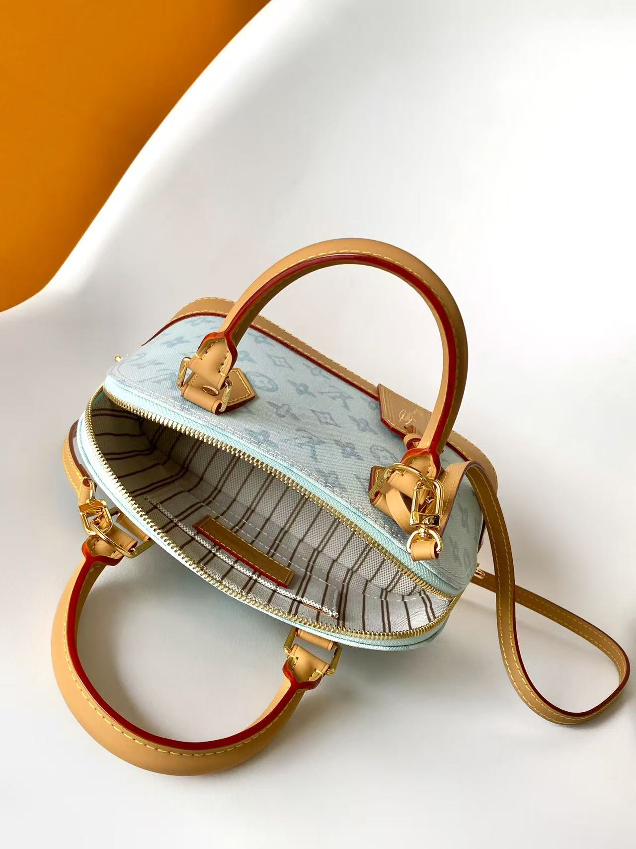 Louis Vuitton Alma BB Monogram Canvas Crossbody Bag - Image 8