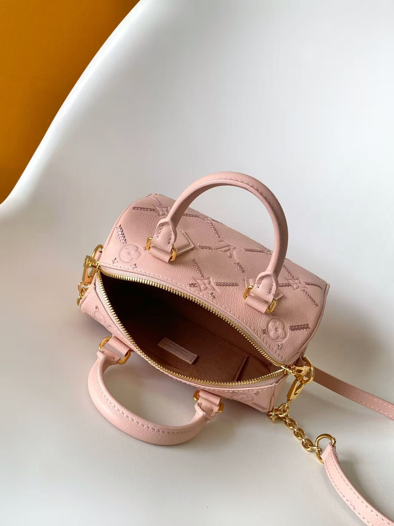 Louis Vuitton Speedy Bandoulière 20 Handbag in Monogram Empreinte Leather - Image 8