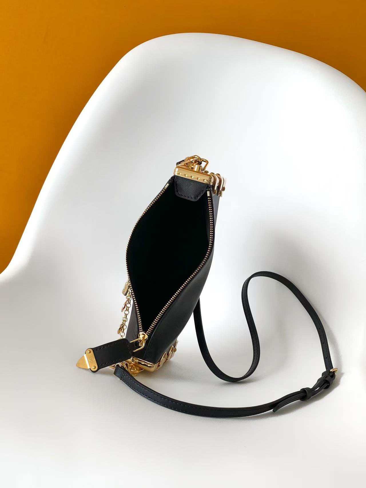 Slim Trunk Leather Crossbody Bag - Image 8