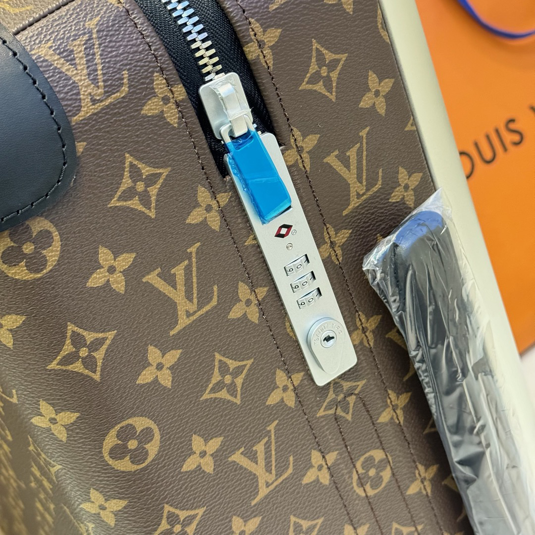 Louis Vuitton Horizon 55 Rolling Cabin Suitcase - Image 8