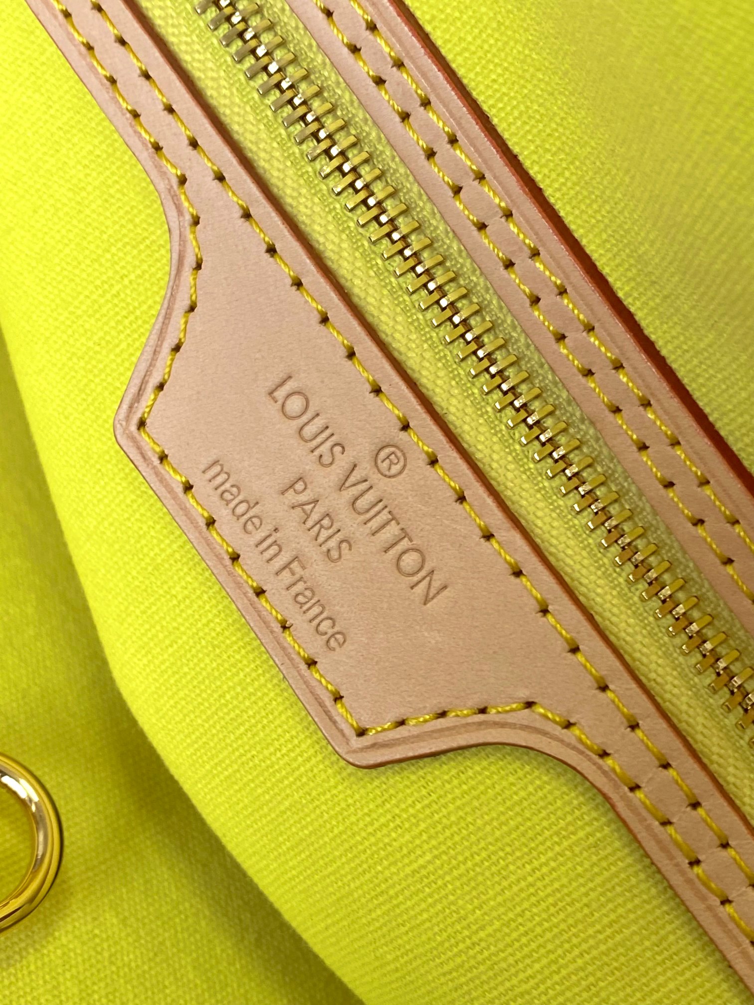 Louis Vuitton Neverfull Medium Tote Bag in Damier Giant Canvas - Image 8