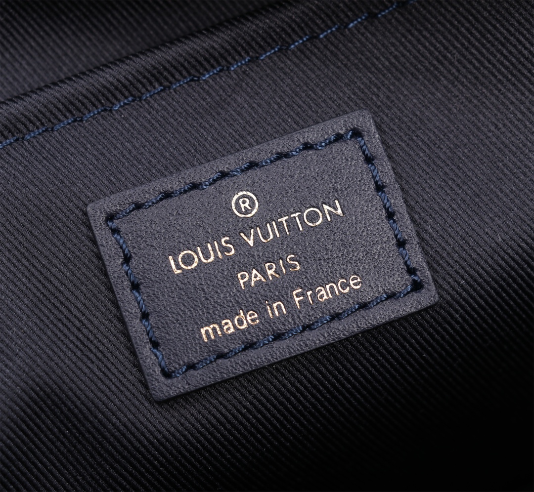 Louis Vuitton Keepall XS Monogram Mini Bag - Image 8