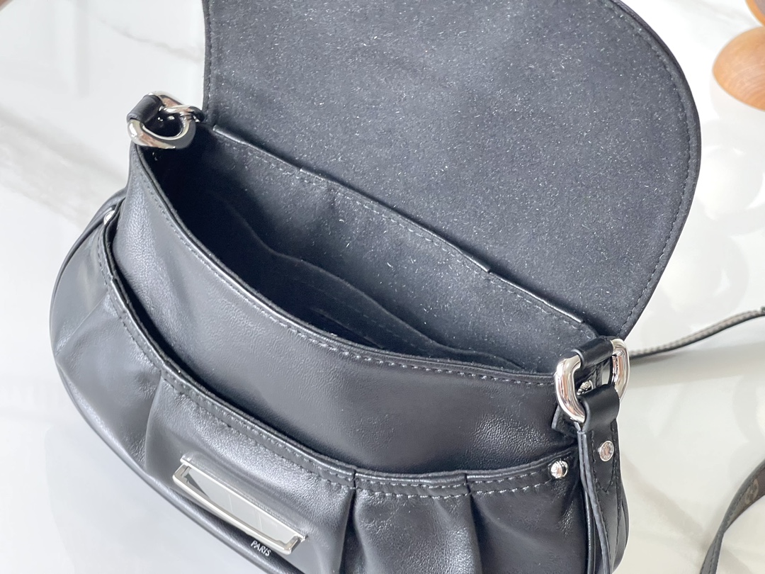Louis Vuitton Sunset Vibe M12192 Black Lambskin Shoulder Bag - Image 8
