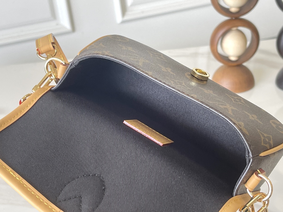 Louis Vuitton Nano Diane Handbag M83566 - Image 8