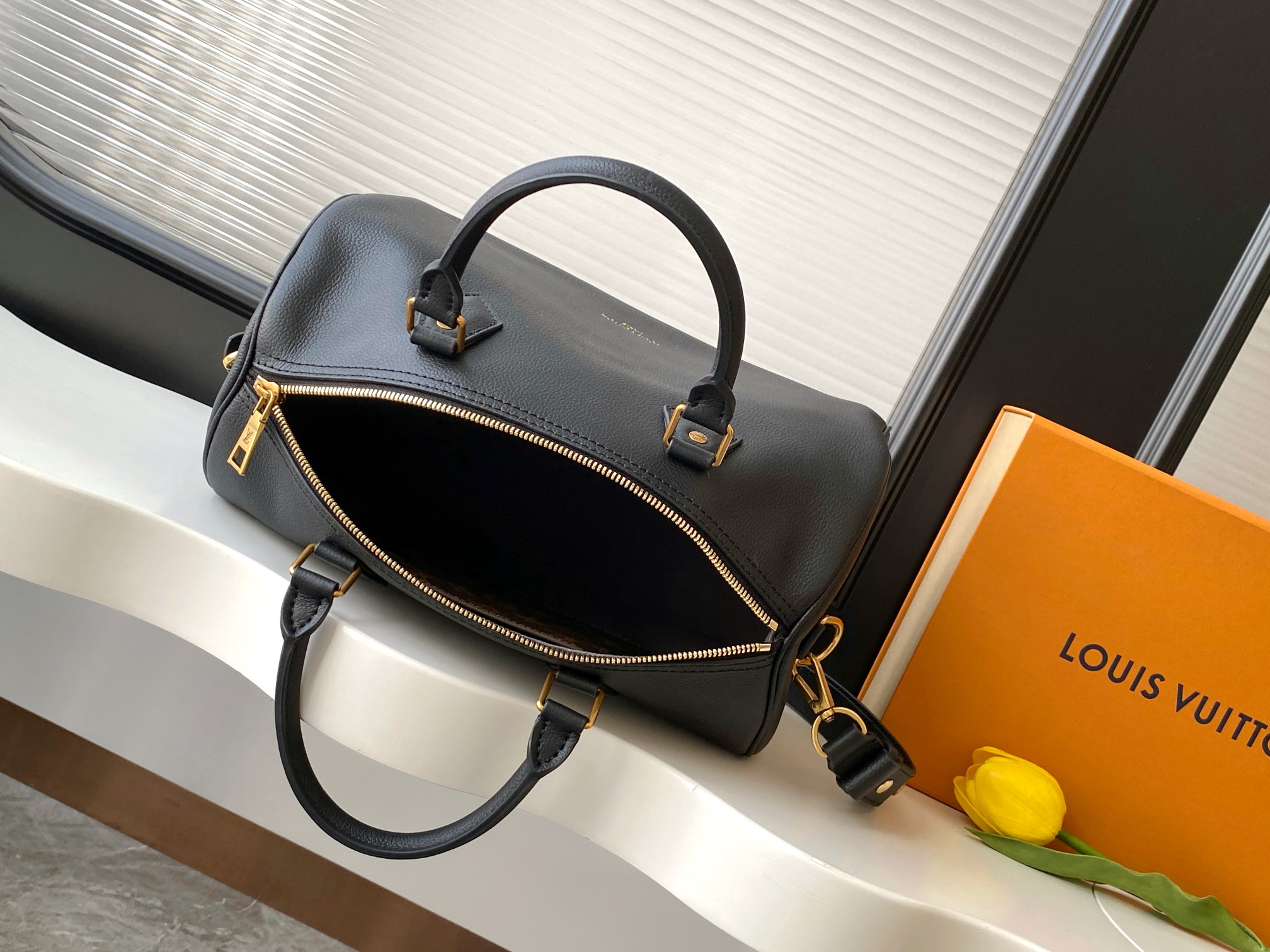 Louis Vuitton Speedy Soft 30 Handbag - Brown - Image 8