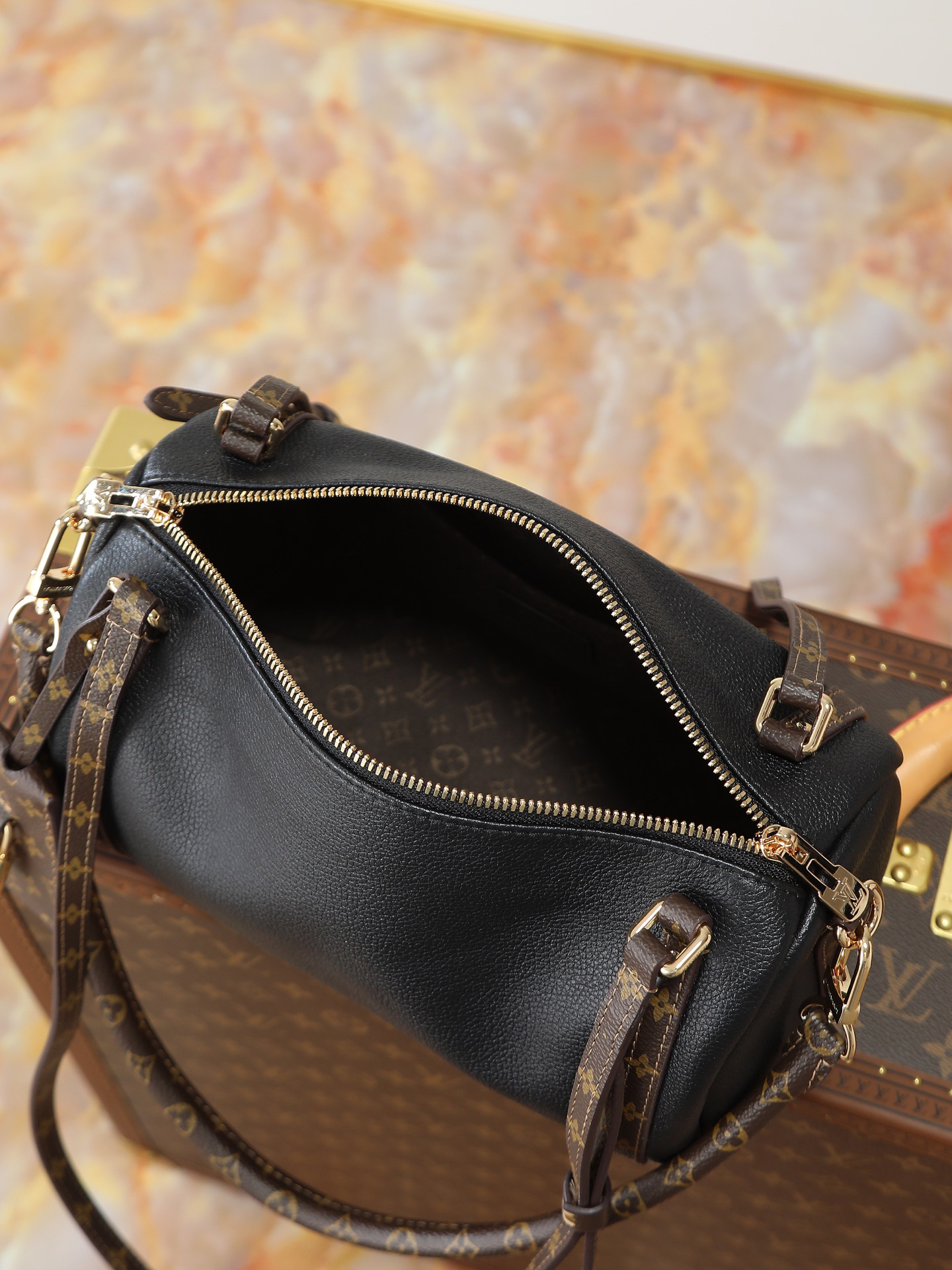 Louis Vuitton Express Small Handbag M26039 in Black - Image 8