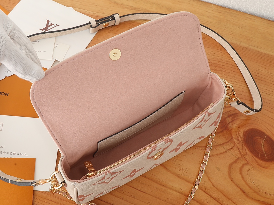 Wallet On Chain Ivy Shoulder Bag - Image 8