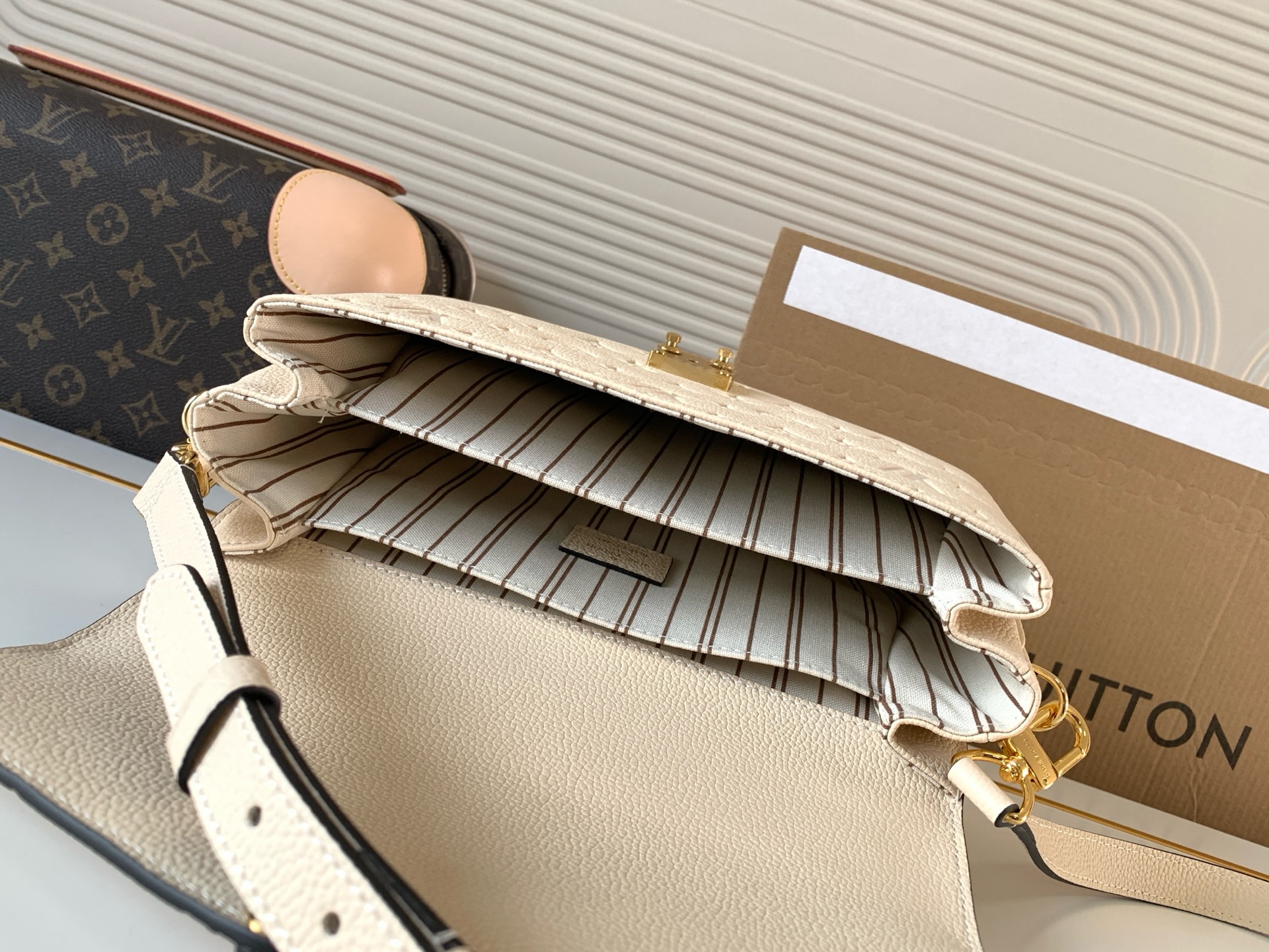 Louis Vuitton Pochette Metis Monogram Empreinte Shoulder Bag - Image 8