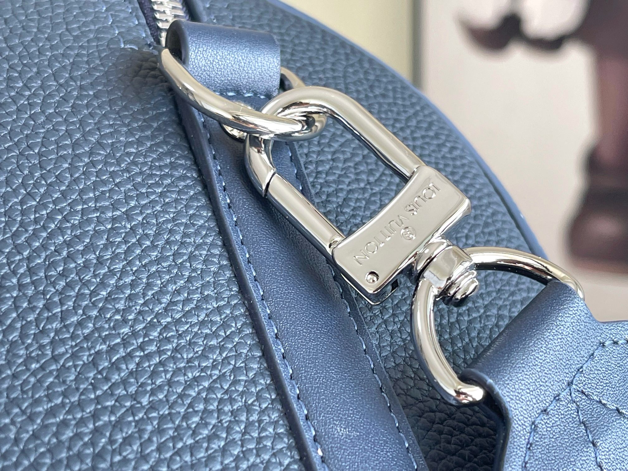 Louis Vuitton City Keepall Bag - Image 8