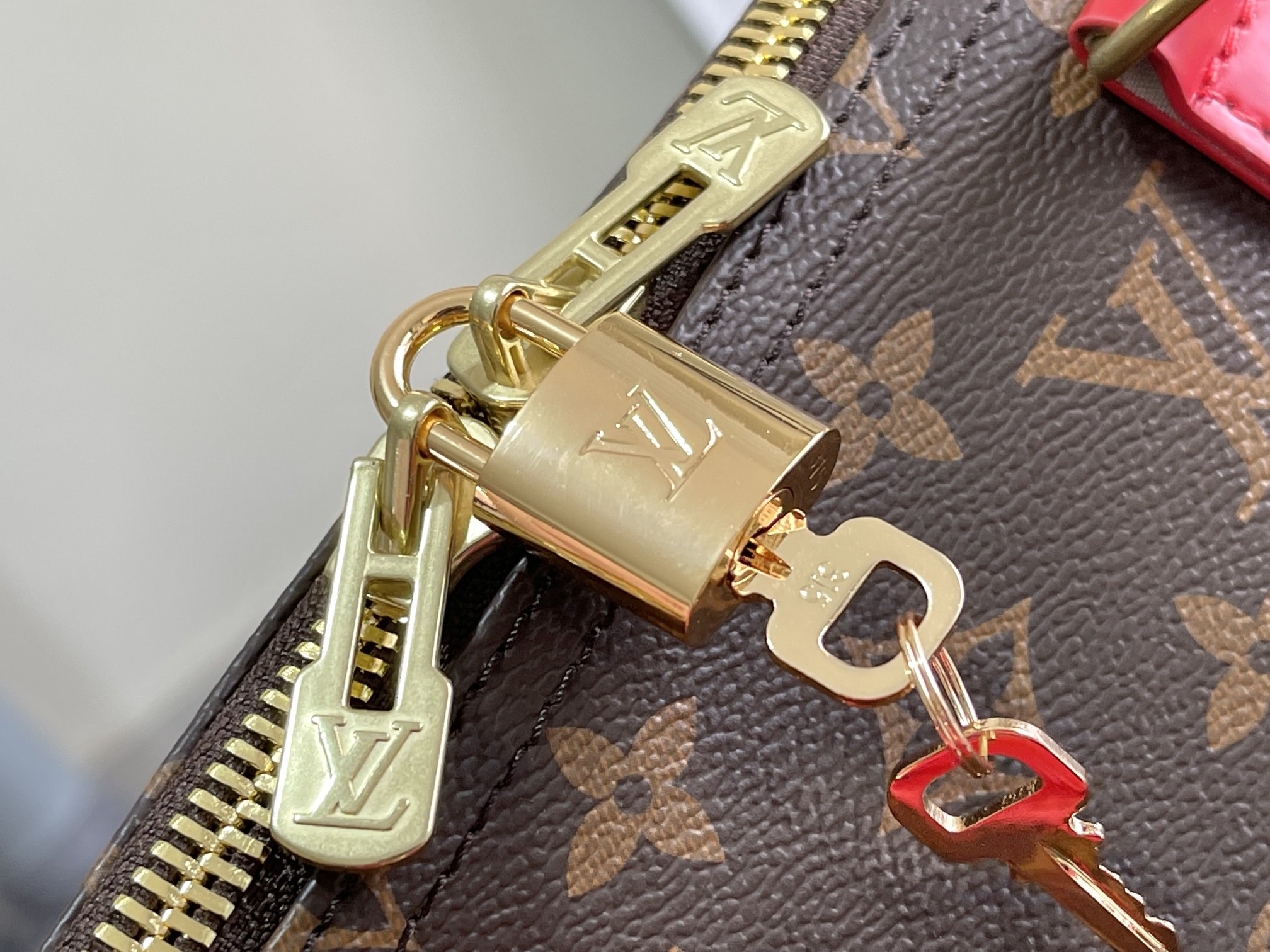 Louis Vuitton Keepall 50 Travel Bag M44740 - Image 8