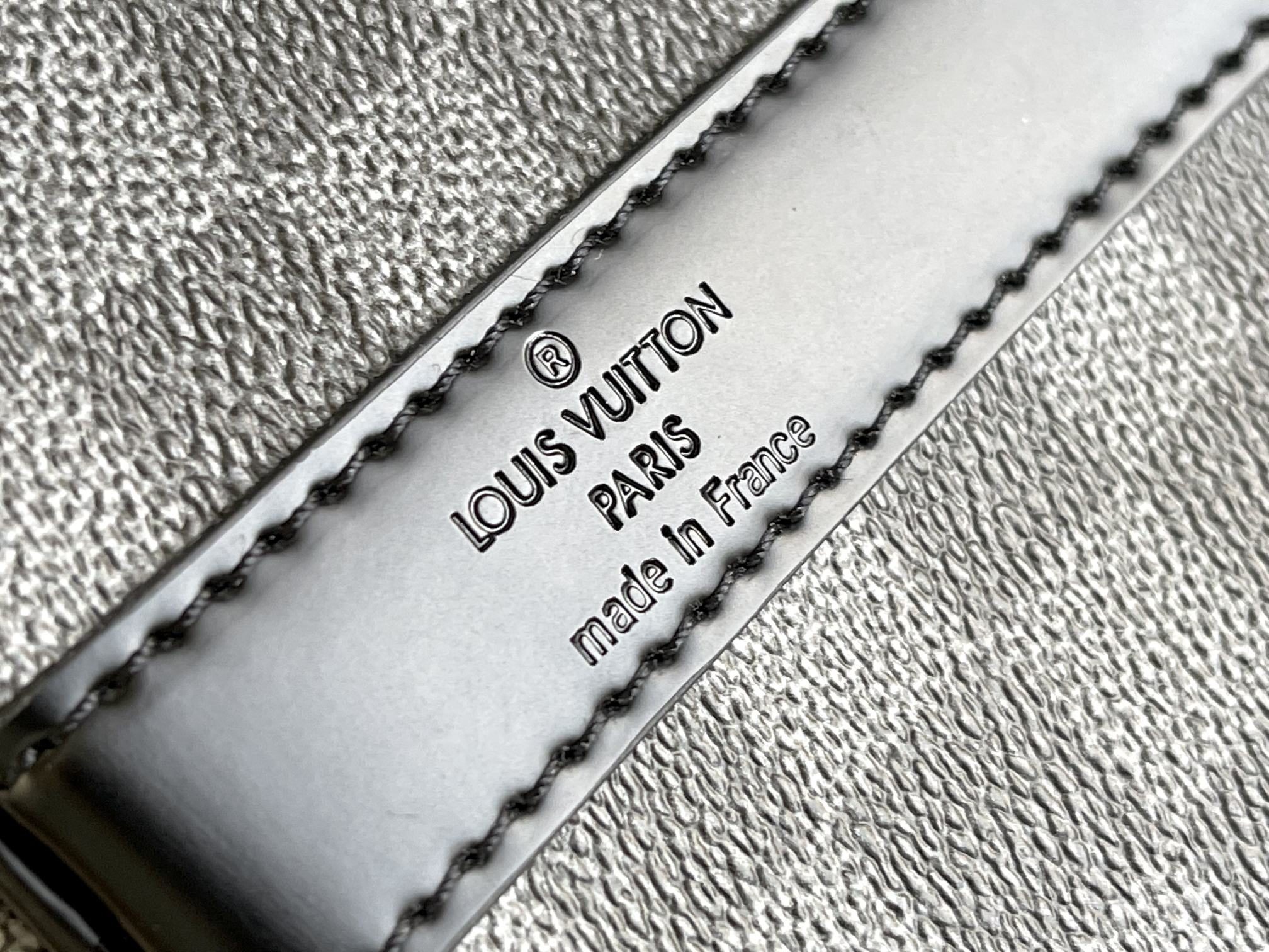 Louis Vuitton Keepall Bandouliere 50 Travel Bag - Image 8
