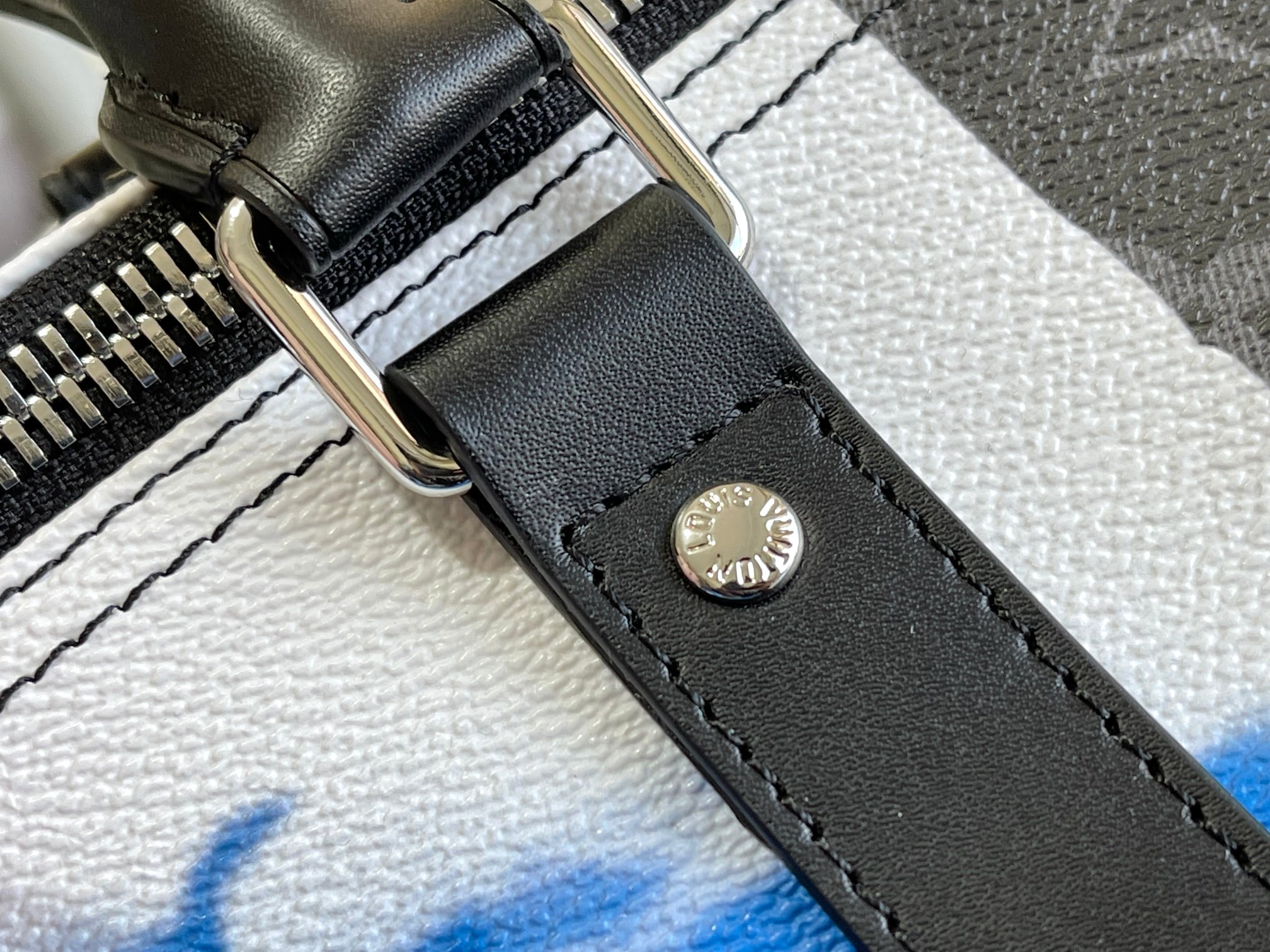 Louis Vuitton Keepall 45 Travel Bag - Image 8