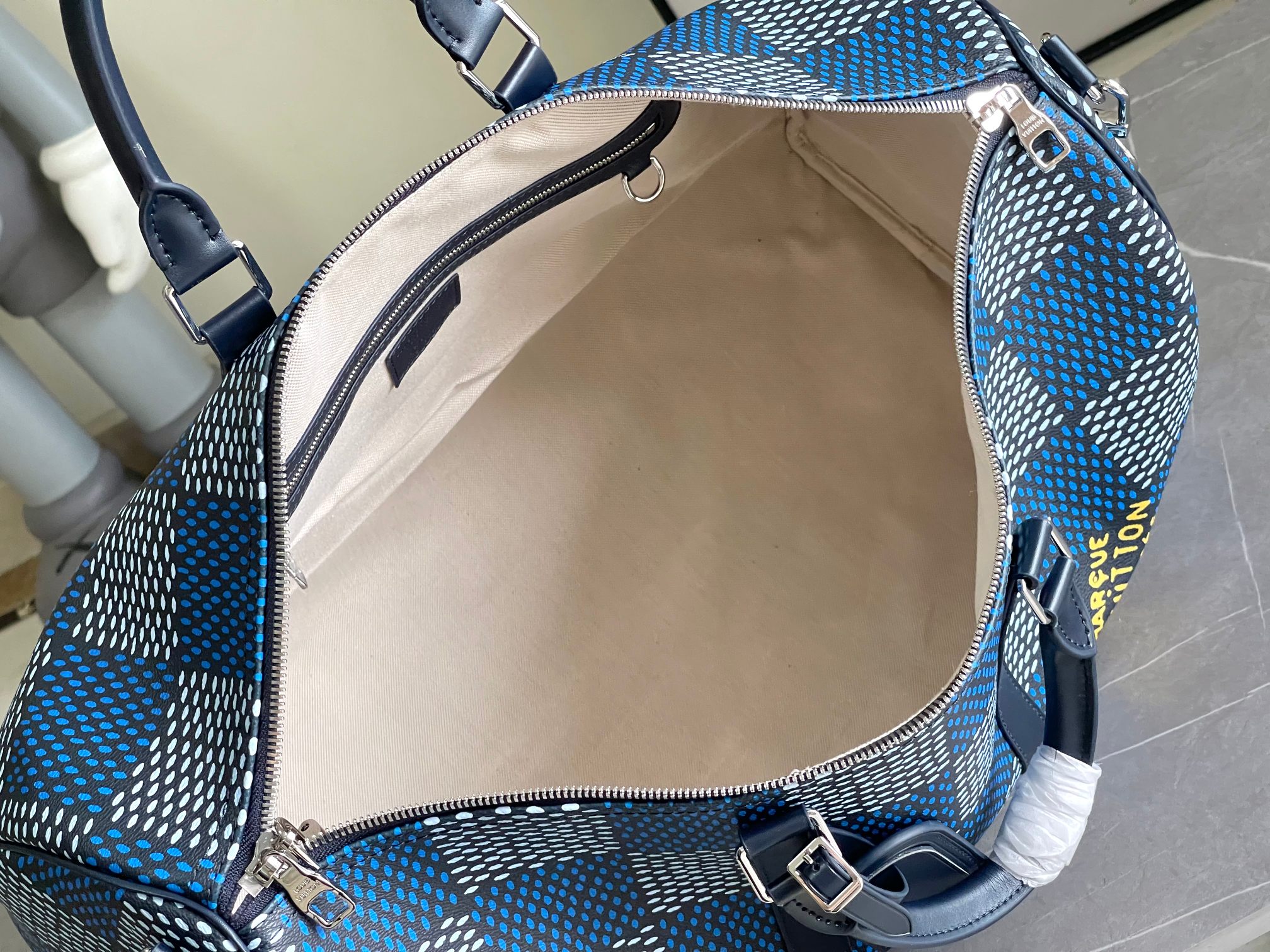 Louis Vuitton Keepall Bandouliere 50 Travel Bag - Image 8