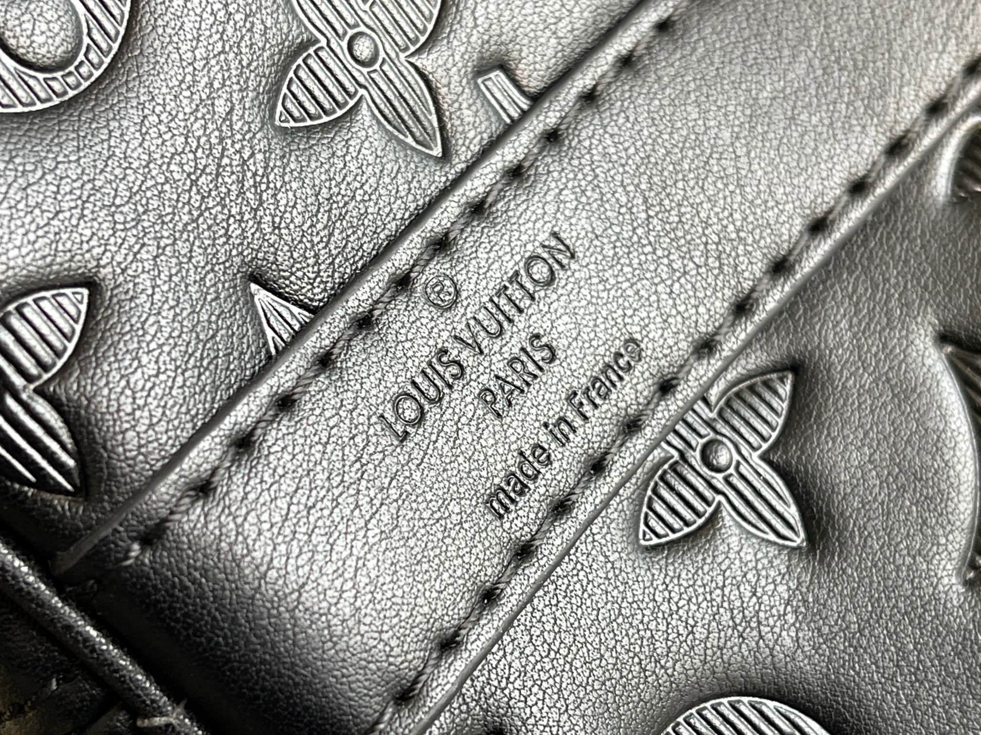 Louis Vuitton Keepall Bandouliere 50 Travel Bag - Image 8