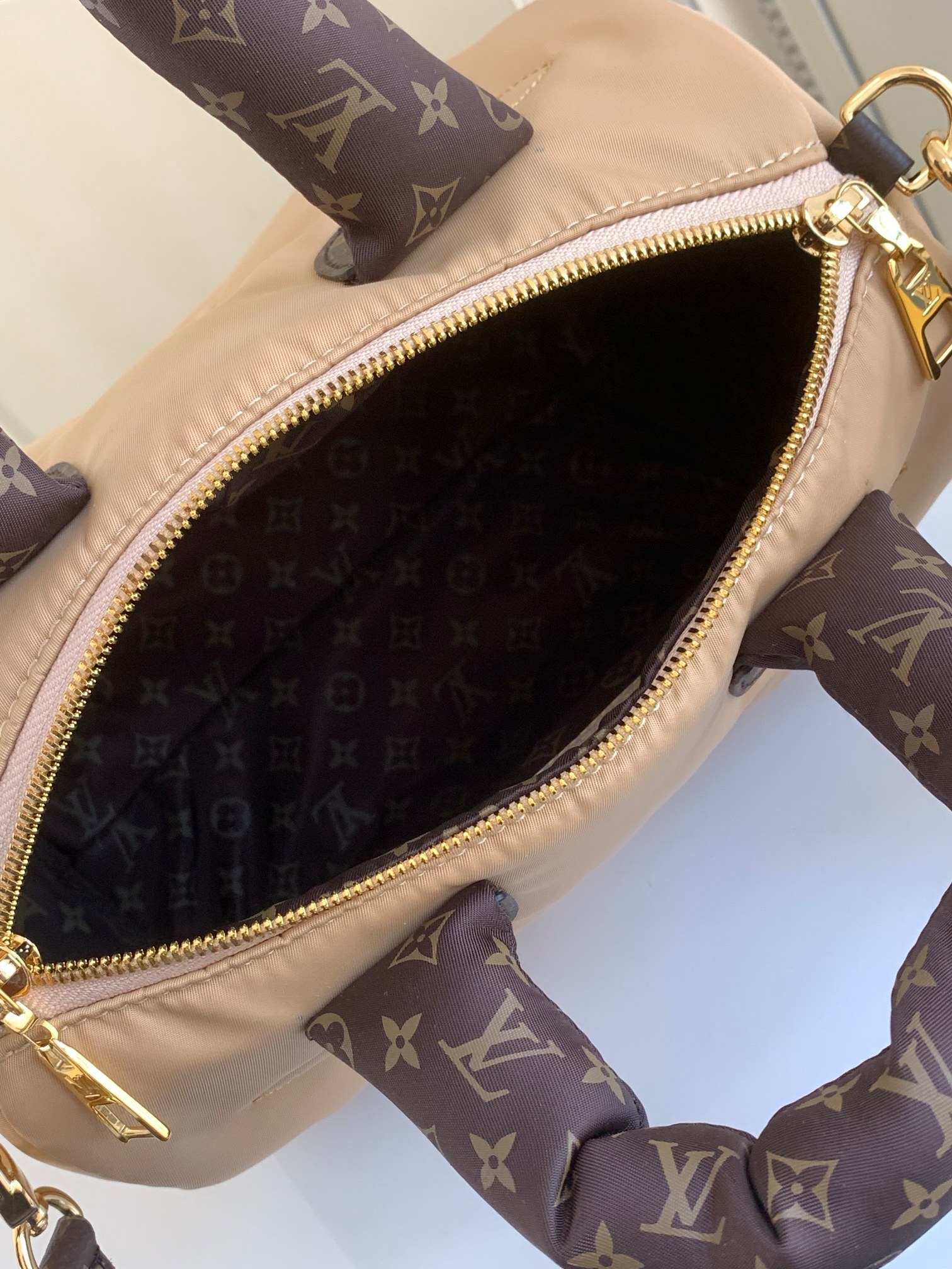 Louis Vuitton Speedy Bandouliere 25 Pillow Bag - Image 8
