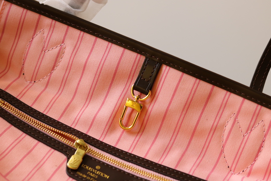 Neverfull MM Monogram Canvas Tote Bag - Image 8